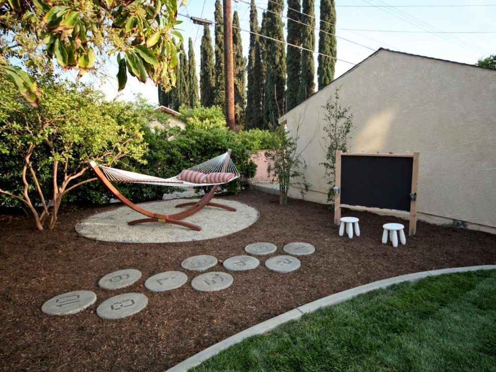 Affordable Backyard Hammock Decor Ideas For Summer Vibes 31
