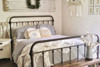 Charming Bedroom Furniture Ideas To Get Farmhouse Vibes 30