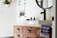 Elegant Wood Decor Ideas For Your Bathroom Design 34