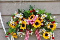 Most Popular DIY Summer Wreath You Will Totally Love 43