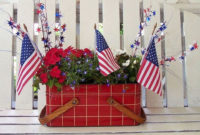 Super Patriotic Porch Independence Day Decoraion Ideas 20