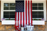 Super Patriotic Porch Independence Day Decoraion Ideas 47