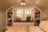 Comfy Attic Bedroom Design And Decoration Ideas 37