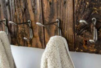 Easy DIY Towel Racks Ideas That You Can Do This 40