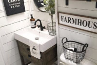 Inspiring Bathroom Decoration Ideas With Farmhouse Style 08