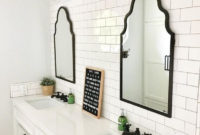 Inspiring Bathroom Decoration Ideas With Farmhouse Style 30