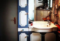 Luxurious Furniture To Upgrade Your Elegant Bathroom 03