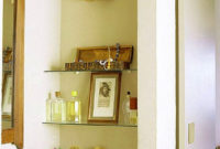 Perfect Glass Shelves Ideas For Bathroom Design 10