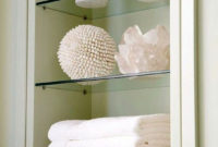 Perfect Glass Shelves Ideas For Bathroom Design 27