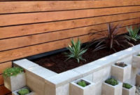 Stunning DIY Garden Bed To Beautify Your Backyard 17