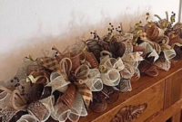 Easy And Simple Fall Garland Decoration Ideas 01