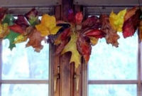 Easy And Simple Fall Garland Decoration Ideas 09