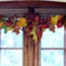 Easy And Simple Fall Garland Decoration Ideas 09