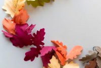 Easy And Simple Fall Garland Decoration Ideas 19