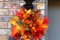 Easy And Simple Fall Garland Decoration Ideas 25