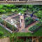 Extraordinary Vegetables Garden Ideas For Backyard 36