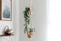 Inspiring DIY Vertical Plant Hanger Ideas For Your Home 01