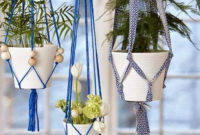 Inspiring DIY Vertical Plant Hanger Ideas For Your Home 10
