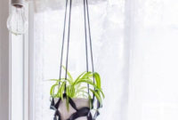 Inspiring DIY Vertical Plant Hanger Ideas For Your Home 34