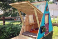 Marvelous Outdoor Playhouses Ideas To Live Childhood Adventures 06