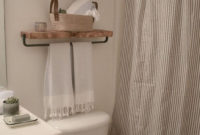 Smart Small Bathroom Organization Ideas For Bathing Comfort 02