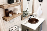 Smart Small Bathroom Organization Ideas For Bathing Comfort 23